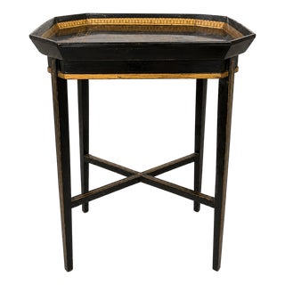 1930s–1940s Vintage Chinoiserie Black & Gilt Tray Table For Sale