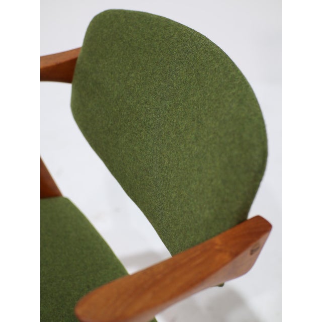 Model 42 Dining Chairs in Teak and Green Fabric by Kai Kristiansen for Schou Andersen, Denmark, 1960s, Set of 6 For Sale - Image 11 of 15