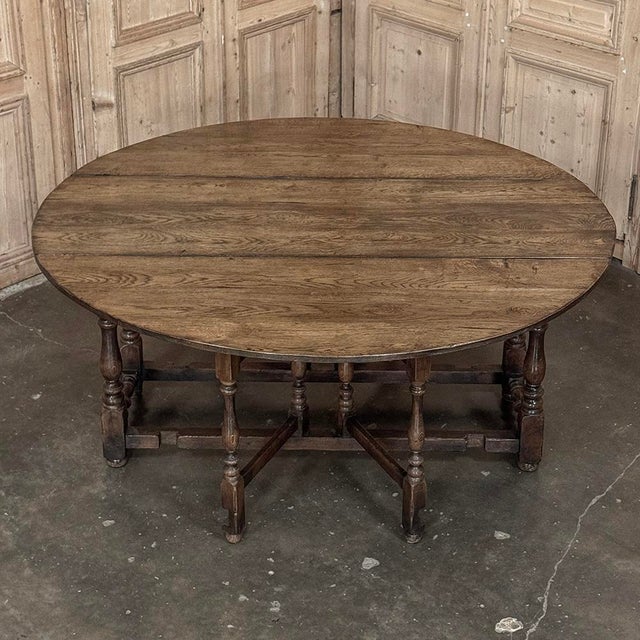 Early 19th Century Antique English Oak Gateleg Dining Table For Sale - Image 16 of 18