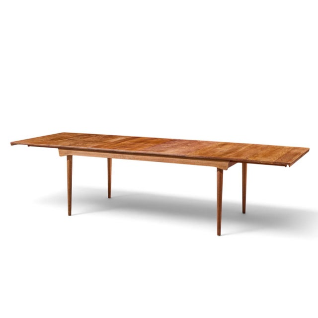 Mid-Century Modern Finn Juhl for France & Søn Fd510 Expanding Teak Dining Table With 2 Leaves For Sale - Image 3 of 14