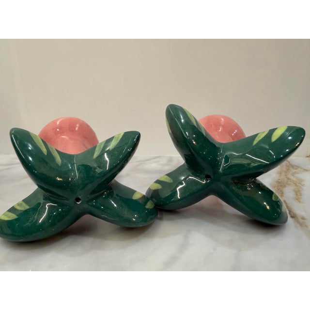 Mid-Century Modern Vintage Hand-Painted Ceramic Palm Tree Salt and Pepper Shakers, a Pair For Sale - Image 3 of 9