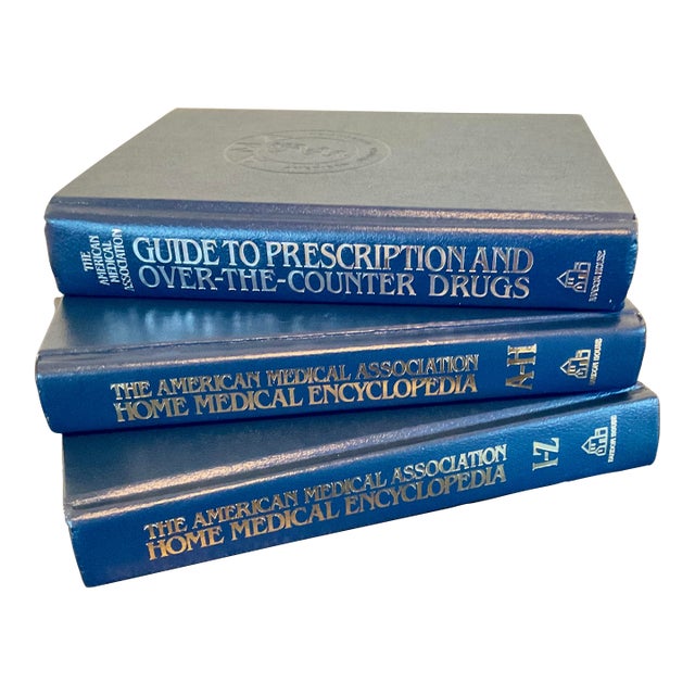 A Collection of Home Family Medical Books - A Set of Three (3) For Sale