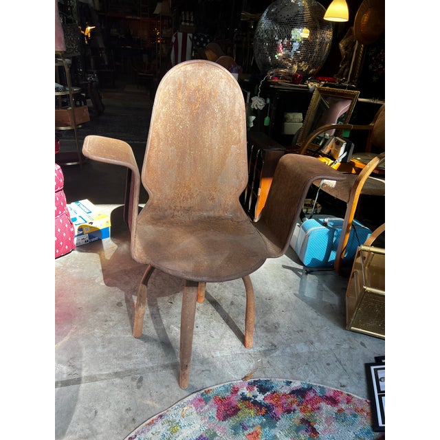 Vintage Geometric Abstract Metal Chair in the Style of Oswald H For Sale In Atlanta - Image 6 of 12
