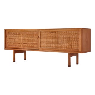 Danish Modern Model RY26 Sideboard in Oak and Rattan by Hans J. Wegner, 1960s For Sale