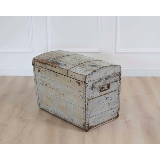 19th Century Scandinavian 19th Century Dome-Top Trunk For Sale - Image 5 of 9