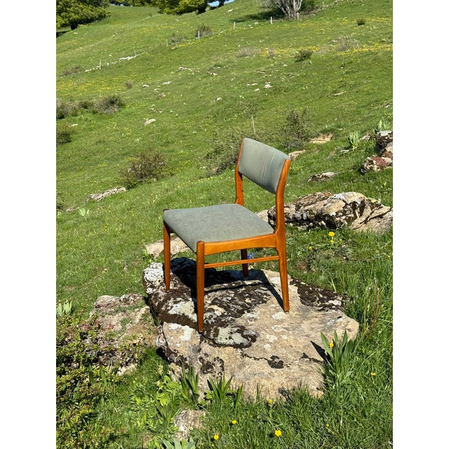 Vintage Scandinavian Dining Chairs in Beech and Green Upholstery, Set of 4 For Sale - Image 11 of 12