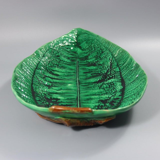 Late 19th Century Large George Jones Majolica Banana Leaf Platter For Sale - Image 5 of 12