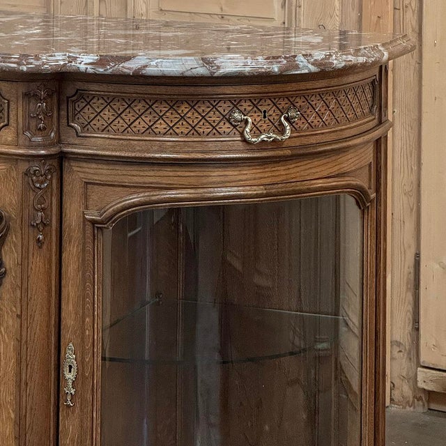 Burnt Umber Late 19th Century Liégeois Régence Style Oak Display Buffet With Rouge Griotte Breccia Marble Top For Sale - Image 8 of 18