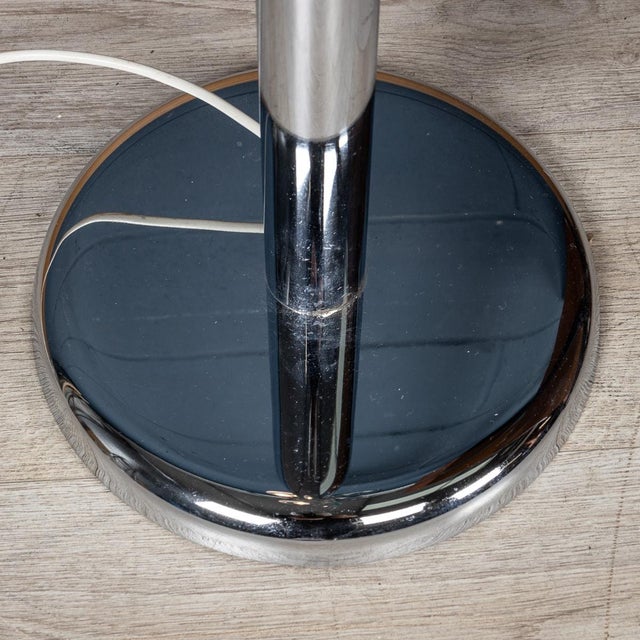20th Century Italian Chrome & Glass Floor Lamp attributed to to Max Ingrand, 1970 For Sale - Image 3 of 18