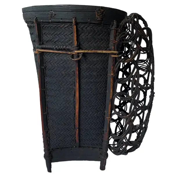 Vintage Rattan Basket Dayak Tribe Hand-Woven From Kalimantan, Borneo For Sale - Image 6 of 6