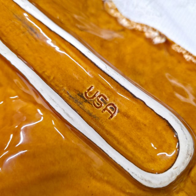 California Pottery Maurice of California 1950s Gold Leaf Tray Mid Century Modern Ceramic Banana Leaf Platter 20” For Sale - Image 4 of 14