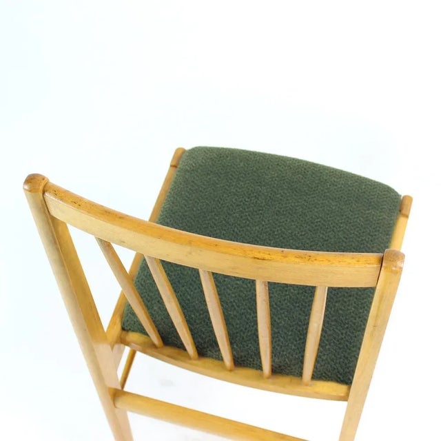 Czechoslovakian Blond Dining Chairs from Drevospoj, 1960s, Set of 4 For Sale - Image 4 of 14