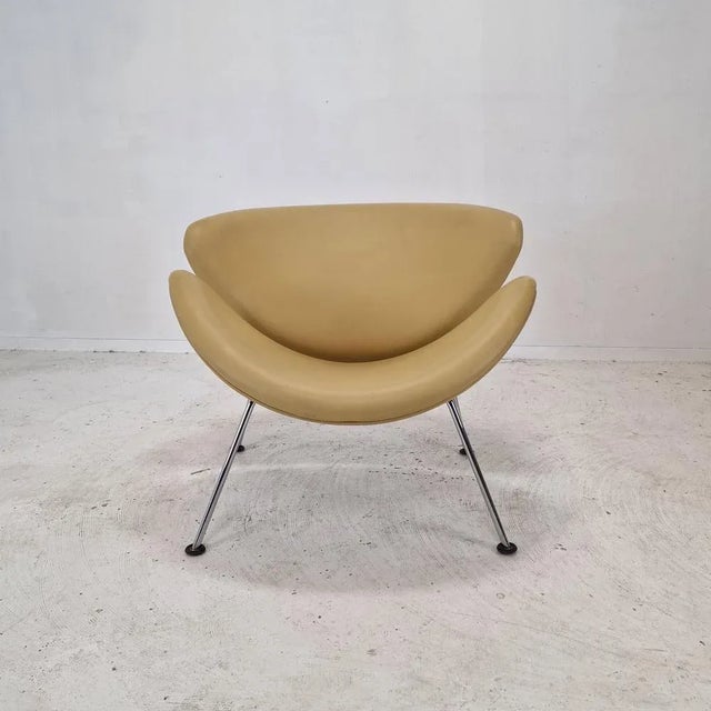 Mid-Century Modern Orange Slice Chair by Pierre Paulin for Artifort, 1980s For Sale - Image 3 of 12