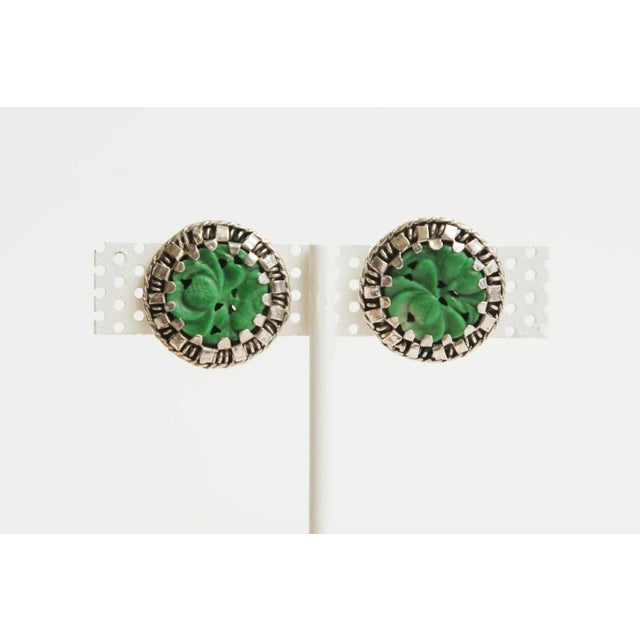 Vintage Sterling Silver and Green Jade Pierced Button Stud Earrings 70's Pair Of For Sale - Image 4 of 8