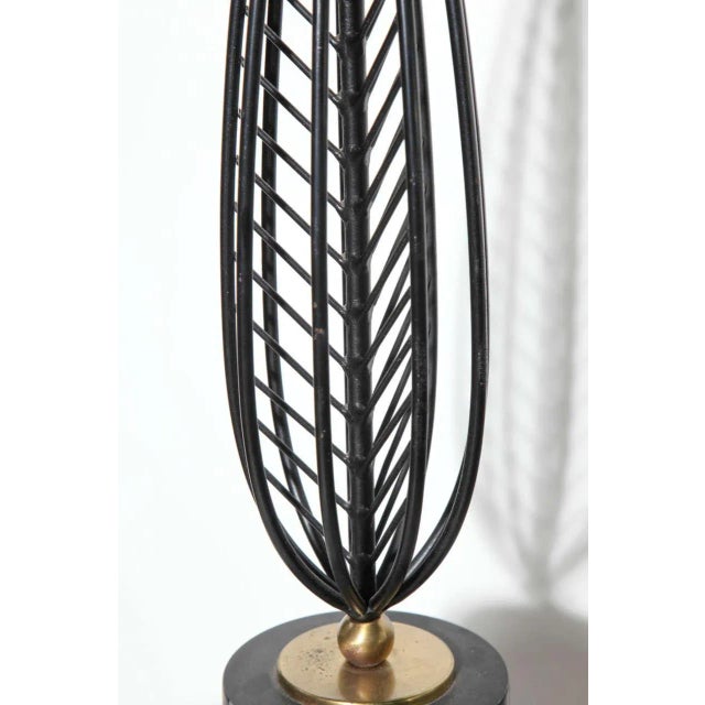 Laurel Lamp Co. Style Open Black Steel Wire Leaf Table Lamp, 1950s For Sale - Image 10 of 11