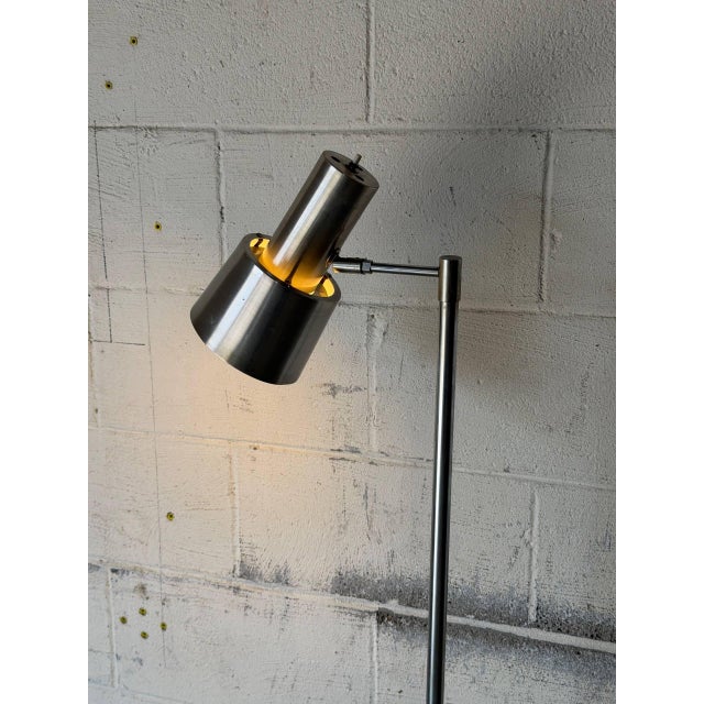 Mid-Century Modern Metal Floor Lamp With Adjustable Spotlight Mid-Century Modern 1950s For Sale - Image 3 of 10
