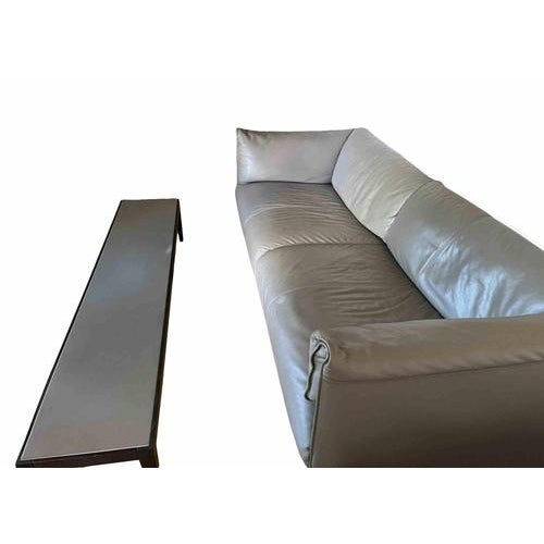 1980s Vintage Leather John John Three Seater Sofa and Coffee Table, Italy, 1980s, Set of 2 For Sale - Image 5 of 9