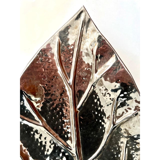 Hammered Silverplate Leaf Serving or Decorative Piece For Sale In Los Angeles - Image 6 of 9