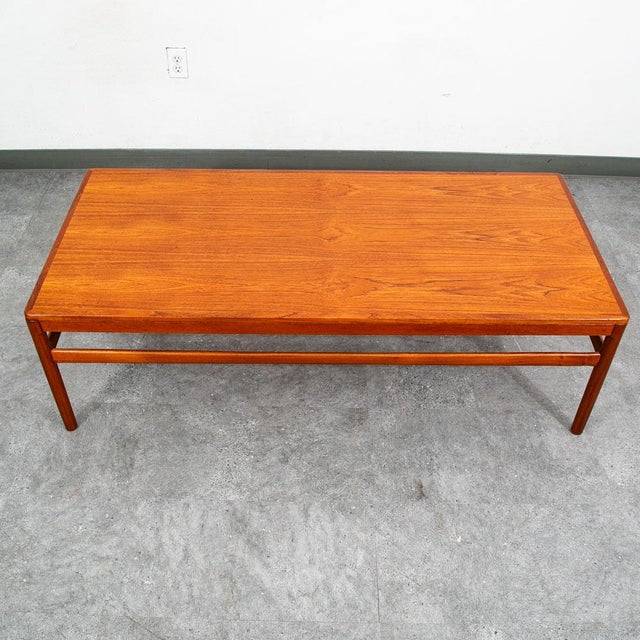 Mid-Century Modern Mid Century Danish Modern Coffee Table Solid Teak Denmark Surfboard MCM Vintage For Sale - Image 3 of 12