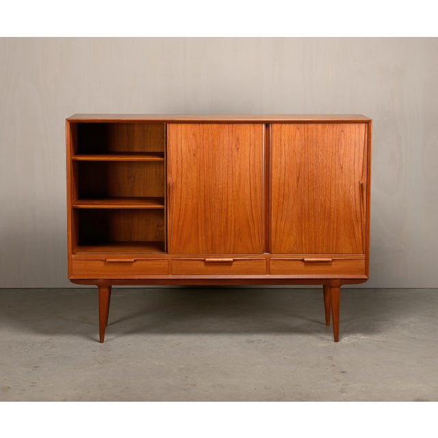 Gunni Omann Teak Sideboard by Gunni Omann for Omann Jun Møbelfabrik, Denmark, 1960s For Sale - Image 4 of 18