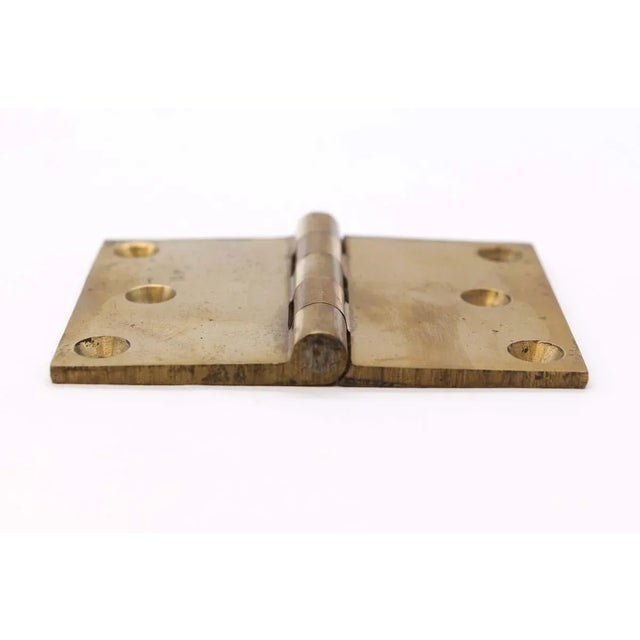 Classic polished brass butt door hinge with five knuckles and a template hole pattern. They are in excellent condition....