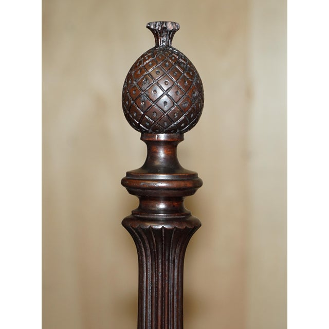 American Federal 4-Poster Bed with Carved Pillars in Hardwood, 1800s For Sale - Image 4 of 18