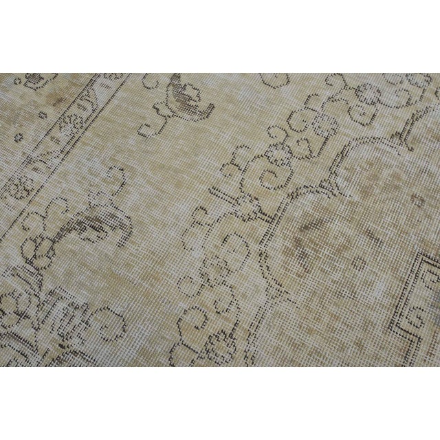 Tabriz Rug 6’6” X 9’9” Beige Wool Vintage Distressed Hand-Knotted Carpet For Sale - Image 9 of 15