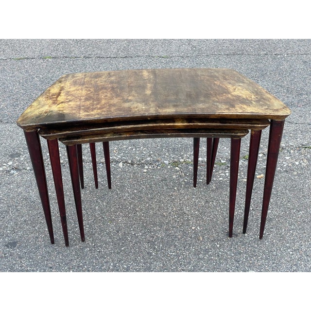 Beige Mid-Century Italian Modern Goatskin Nesting Tables attributed to Aldo Tura, 1967, Set of 3 For Sale - Image 8 of 11