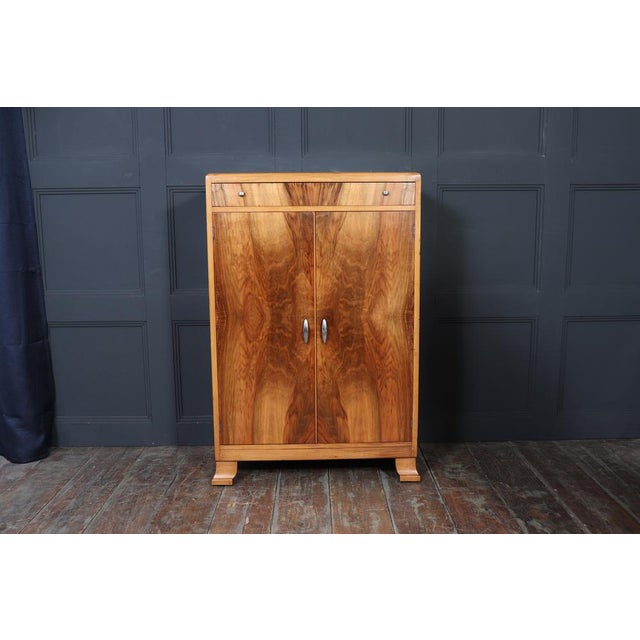 Art Deco Walnut Gentleman's Wardrobe with Drawer, 1935 For Sale - Image 4 of 15