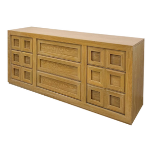 Mid 20th Century Thomasville Blonde Oak 9-Drawer Dresser Vintage Bedroom Storage