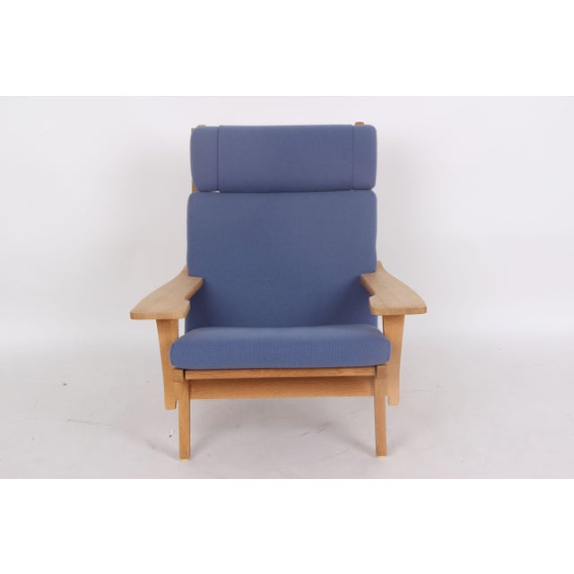 Blue Model GE375 with Blue Fabric Cover by Hans J. Wegner for Getama, 1990s For Sale - Image 8 of 12