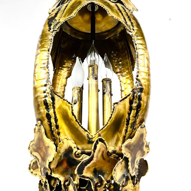 1970s Torch Cut Brass Brutalist Chandelier by Tom Greene for Feldman For Sale - Image 14 of 15