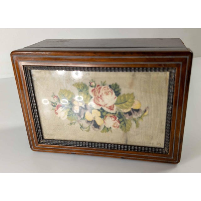 19th Century Continental European Rosewood Veneer Box With Needlepoint, French or German For Sale - Image 4 of 15