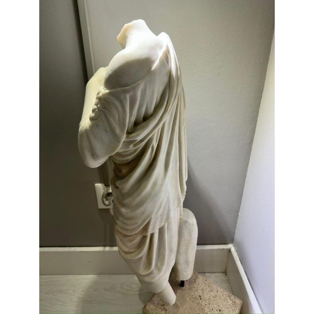 Stone Italian Artist, Venus Gabi Headless Torso, Early 20th Century, Carrara Marble For Sale - Image 7 of 12