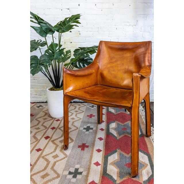 Metal 1970s Pair of Cab 413 Armchairs in Cognac Leather by Mario Bellini for Cassina For Sale - Image 7 of 10