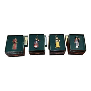 Williamsburg Caroler Christmas Ornaments - Set of 4 For Sale