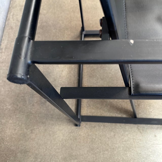 Black 1990s Post Modern Black Leather and Metal Armchair #1 Attributed to Radbound Van Beekum for Pastoe For Sale - Image 8 of 11
