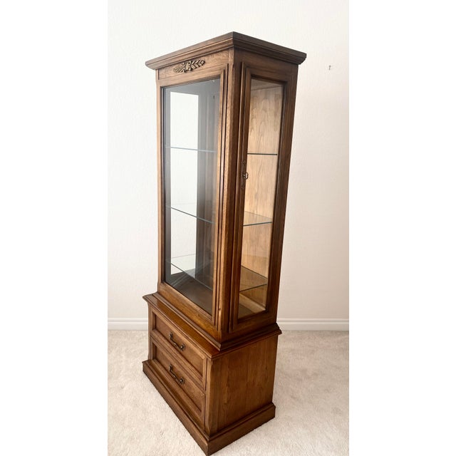 Mid 20th Century Permacraft Sanford Furniture Curio, Display, Bookcase, Etageres Cabinet Excellent Condition Made in Usa. For Sale - Image 12 of 14