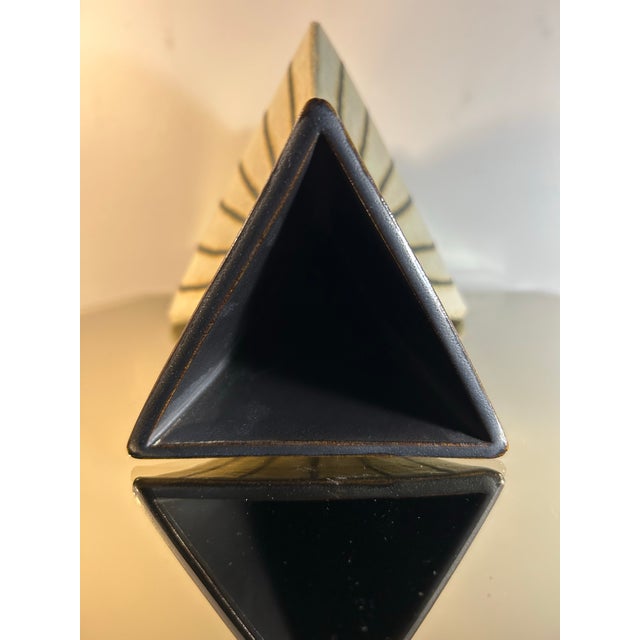Textured Modern Triangular Studio Pottery Vase by Gary DiPasquale For Sale In Philadelphia - Image 6 of 8