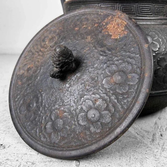 Late Meiji Teapot, Japan., 1890s For Sale - Image 5 of 11