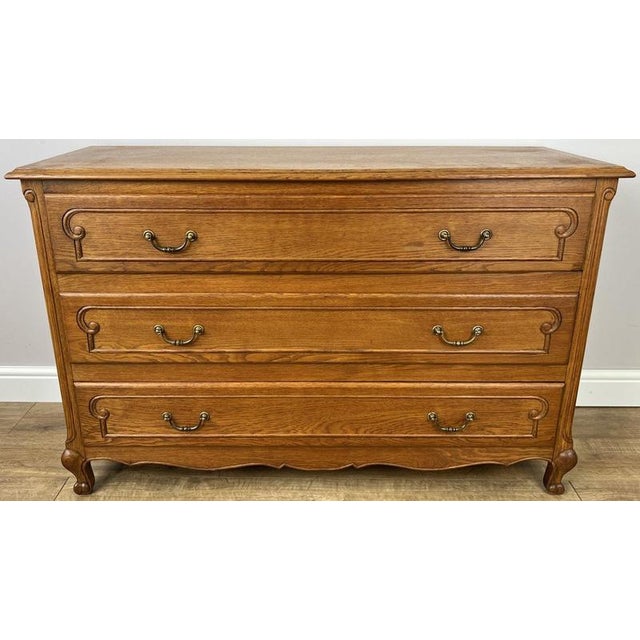 This elegant Vintage French Louis chest of drawers is a timeless storage piece that combines classic styling with everyday...