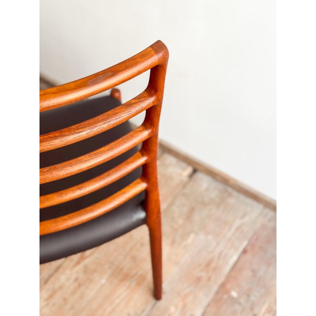 Black Mid-Century Danish Model 82 Embassy Chairs in Teak and Leather by Niels O. Møller for J. L. Mollers, Set of 6 For Sale - Image 8 of 18