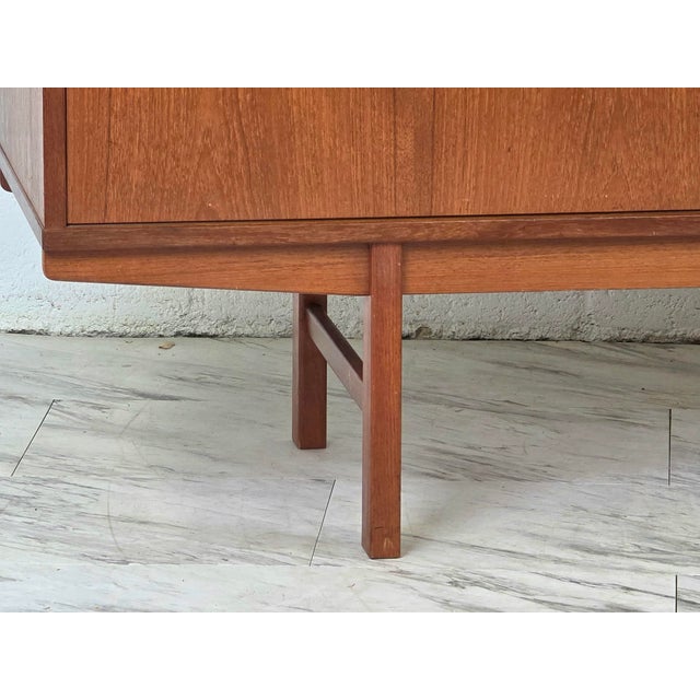Mid 20th Century Swedish Teak Credenza in the Manner of Yvenge Ekstöm for Dux For Sale In Richmond - Image 6 of 12