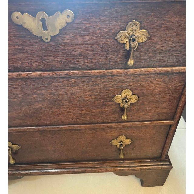 Brown Antique Queen Anne Oak Chest of Drawers, 1710 For Sale - Image 8 of 10