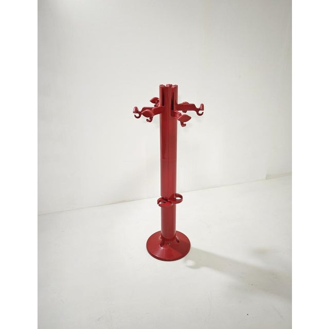 Red Plastic Planta Italia Model Coat Hanger by Giancarlo Piretti for Anonima Castelli, 1972 For Sale - Image 18 of 18