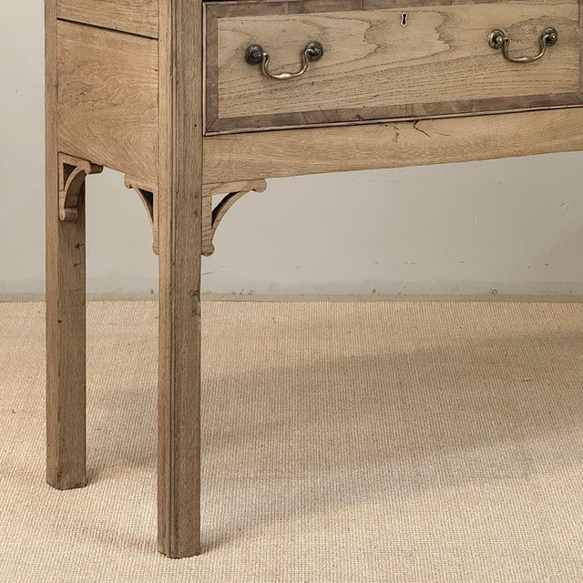 Ecru 18th Century English Stripped Oak Dresser ~ Sofa Table ~ Console For Sale - Image 8 of 17