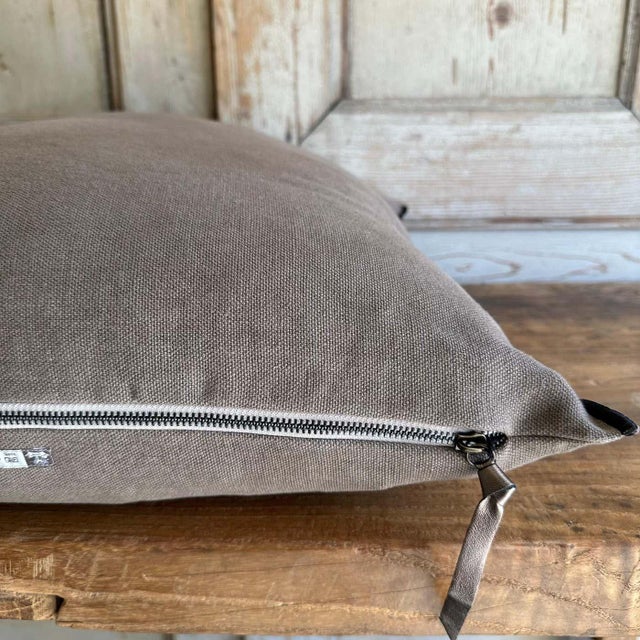 Stone Washed French Linen Accent Pillow in Ecorce With Insert For Sale In Los Angeles - Image 6 of 6