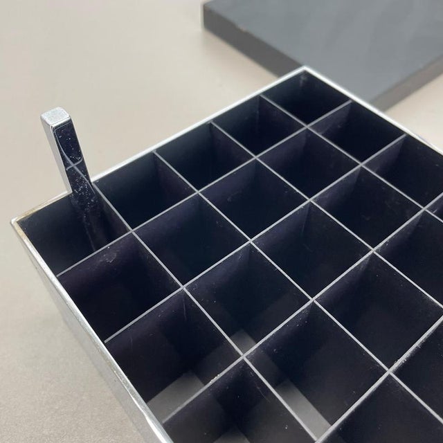 Modernist Bauhaus Cubic Metal Ashtray Stand, Germany, 1960s For Sale - Image 15 of 18