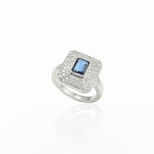 Diamond and Emerald Cut Blue Sapphire Ring Size 7 For Sale - Image 4 of 8