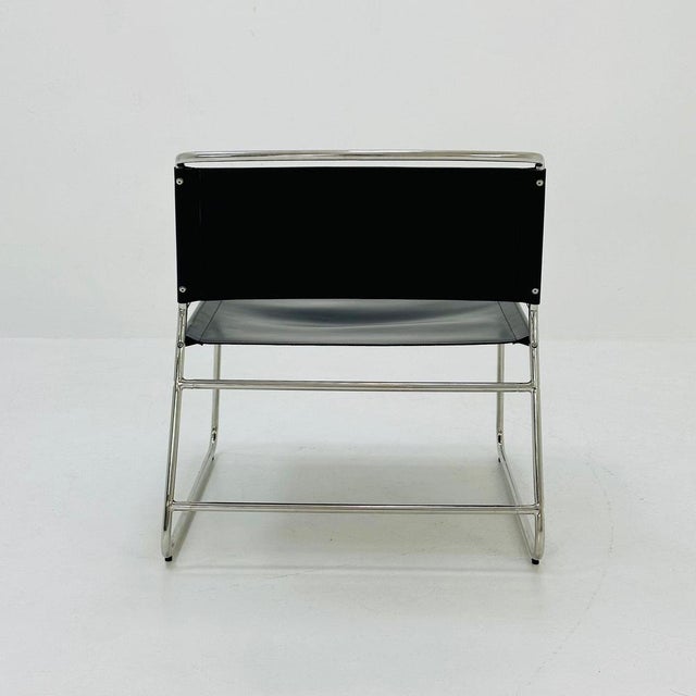 Mid-Century Black Leather Lounge Chair For Sale - Image 5 of 11